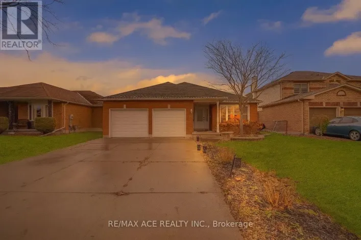 52 FOSTER CREEK DRIVE, Clarington