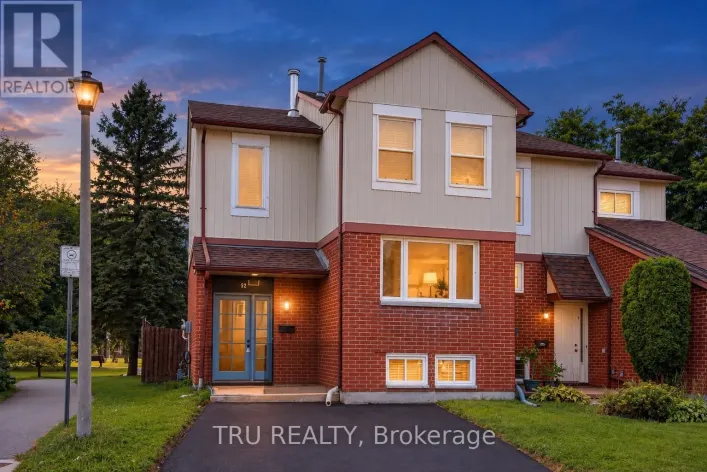 52 GREENBORO CRESCENT, Ottawa