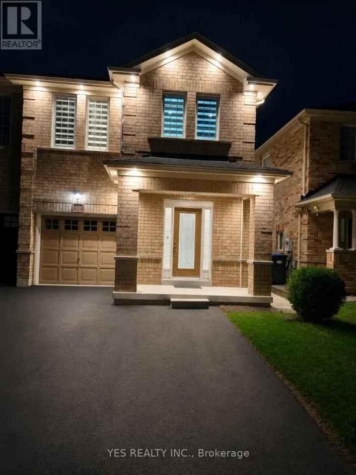 52 HOLLINGSWORTH CIRCLE, Brampton