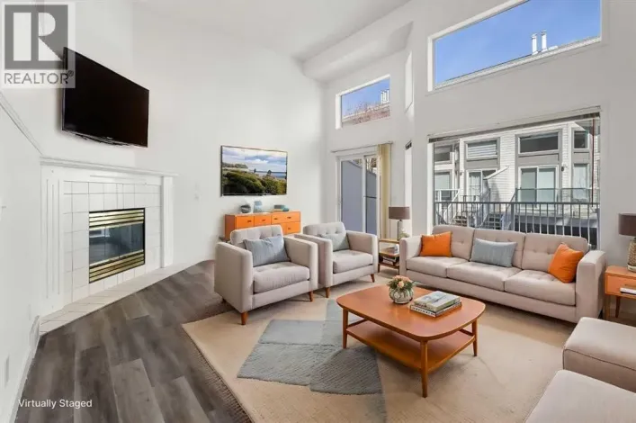 52 Kingsland Court SW, Calgary