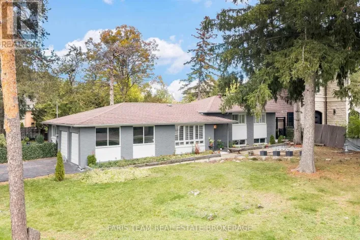 52 MAY AVENUE, Richmond Hill