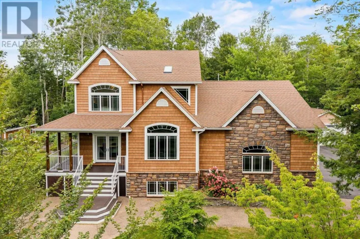52 Sawgrass Drive, Oakfield