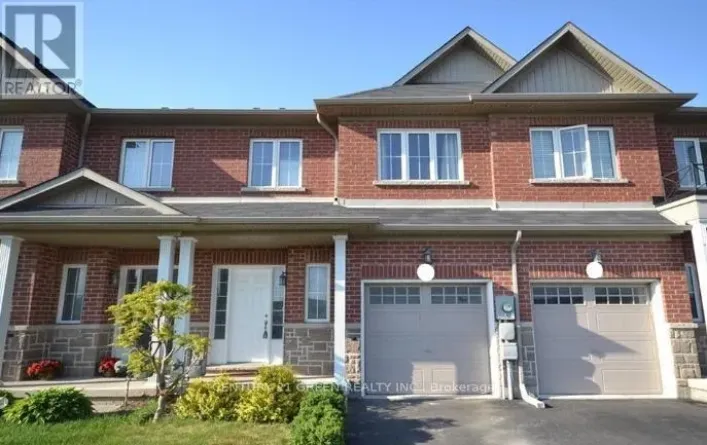 52 SERENA CRESCENT, Hamilton