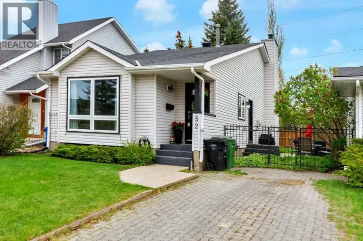 52 Strathclair Rise SW, Calgary
