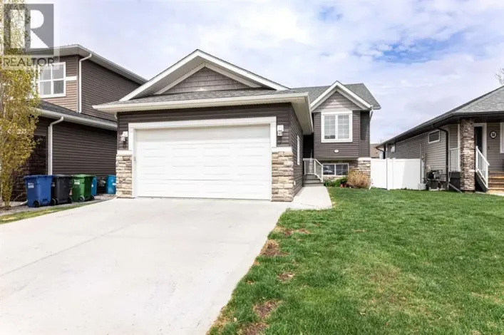 52 Vancouver Crescent, Red Deer