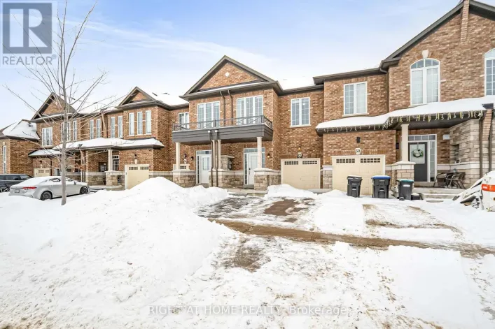 52 VETERANS STREET, Bradford West Gwillimbury