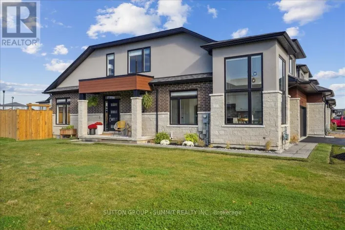 52 WELCH LANE, Hamilton