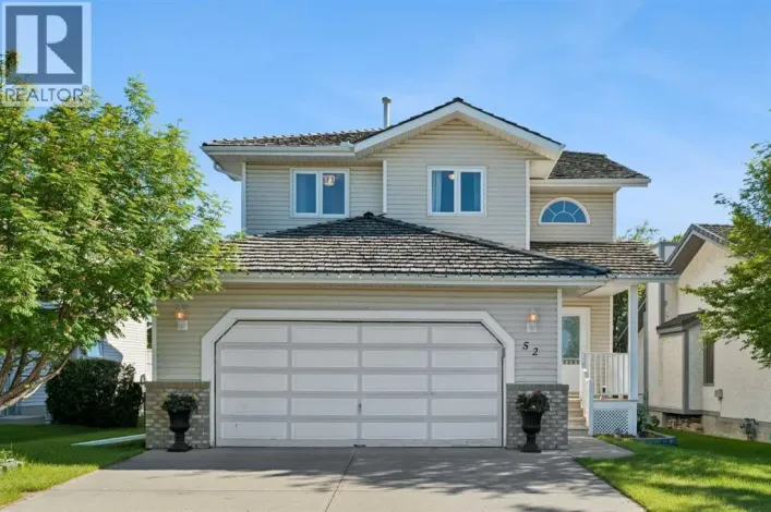 52 West Edge Road, Cochrane