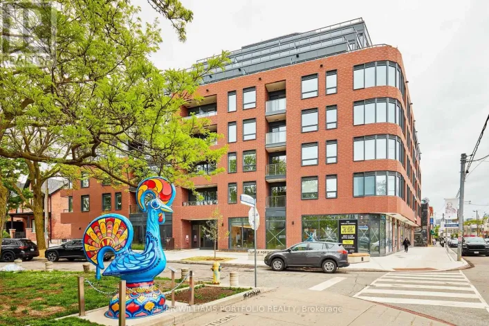520 - 5 LAKEVIEW AVENUE, Toronto