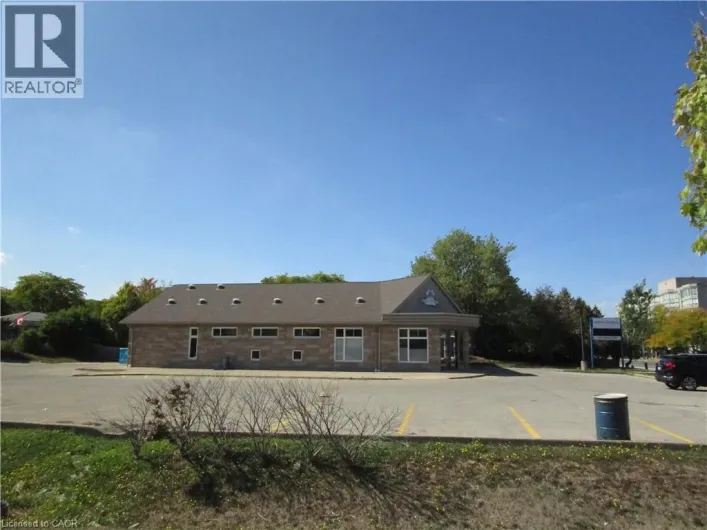 520 HIGHWAY 8, Stoney Creek