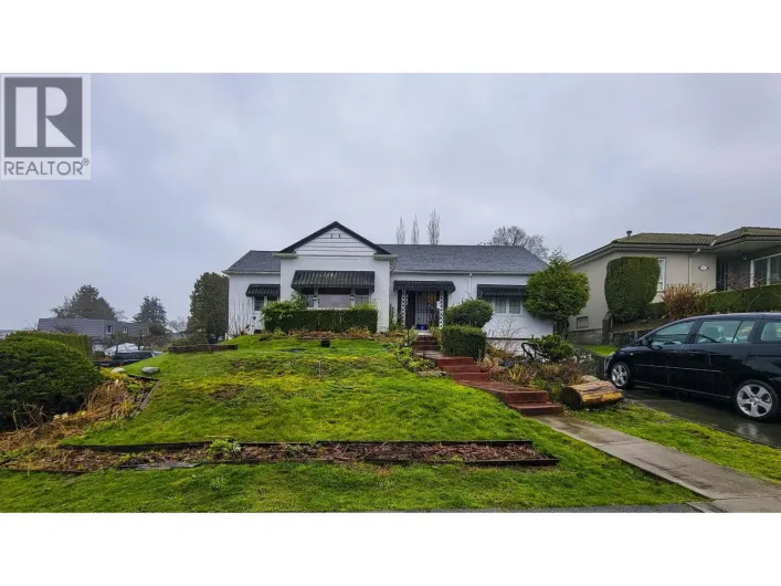 520 N BOUNDARY ROAD, Burnaby