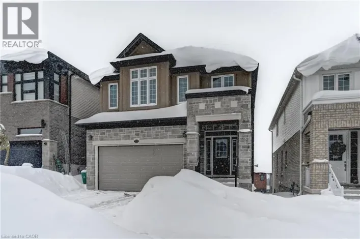 520 NATHALIE Crescent, Kitchener