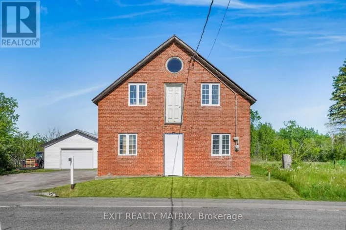 5200 HIGHWAY 34 HIGHWAY, Champlain