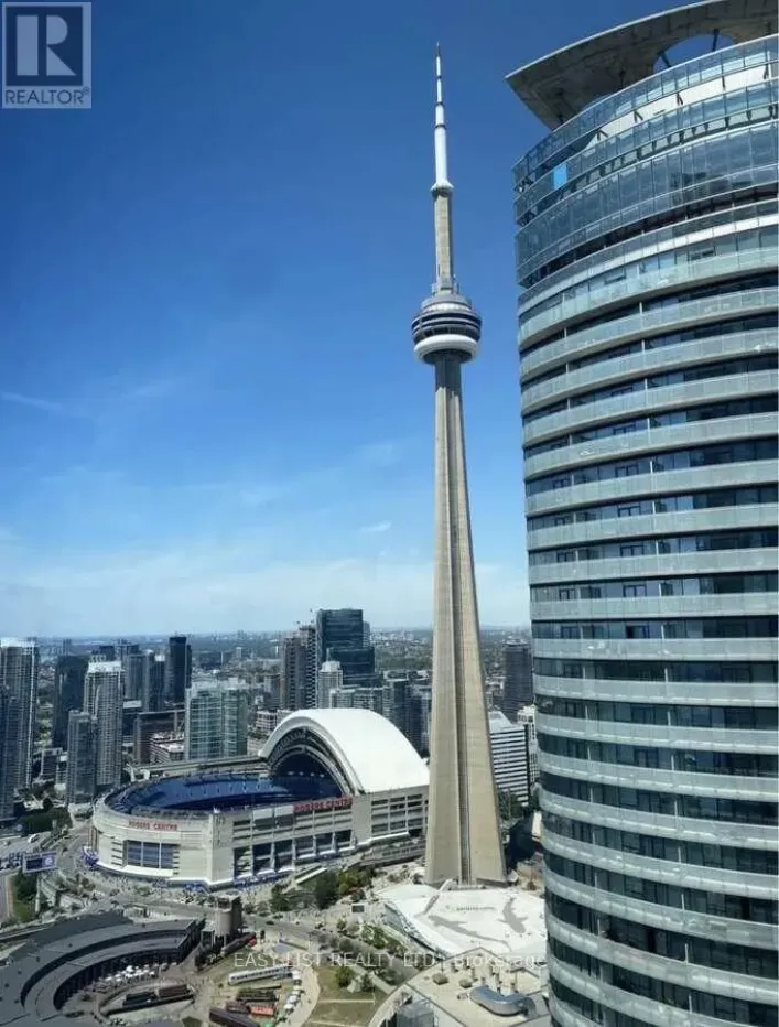 5201 - 10 YORK STREET, Toronto