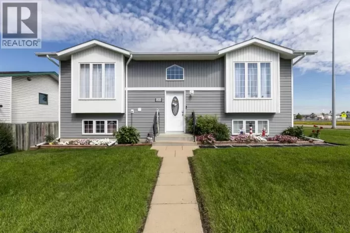 5204 42 Street, Innisfail