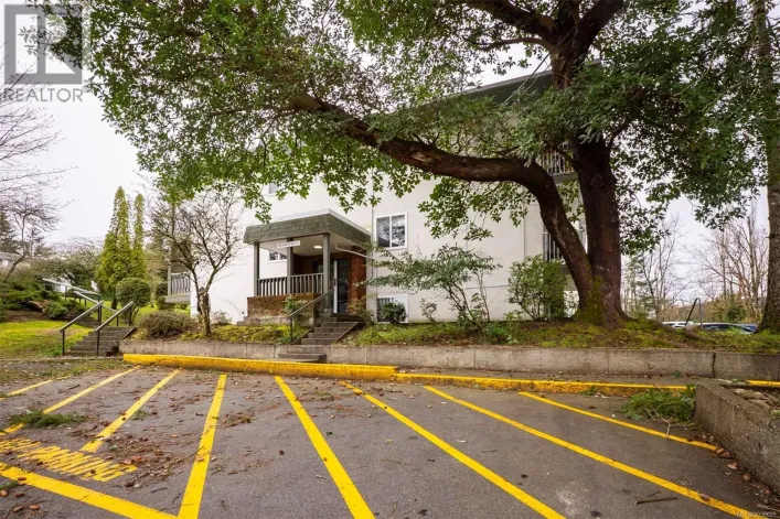 5205 999 Bowen Rd, Nanaimo