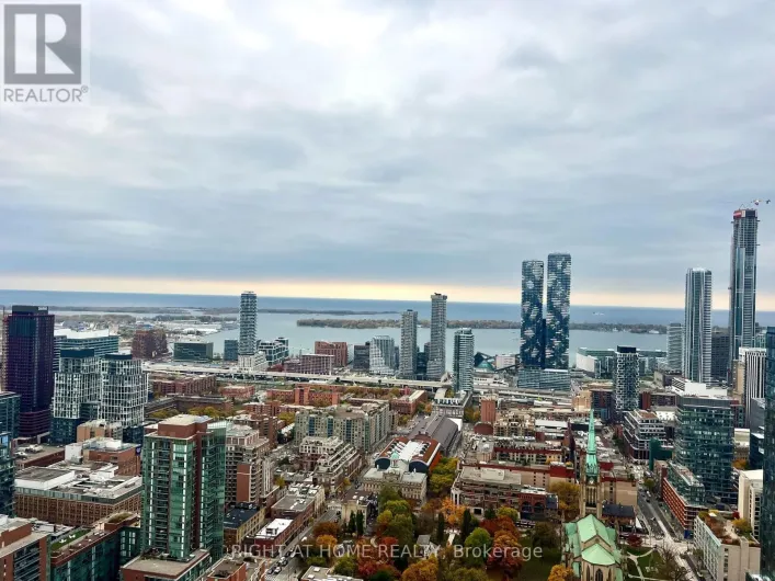 5207 - 88 QUEEN STREET E, Toronto