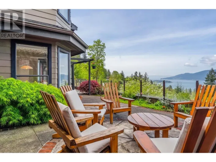 5207 ASPEN DRIVE, West Vancouver