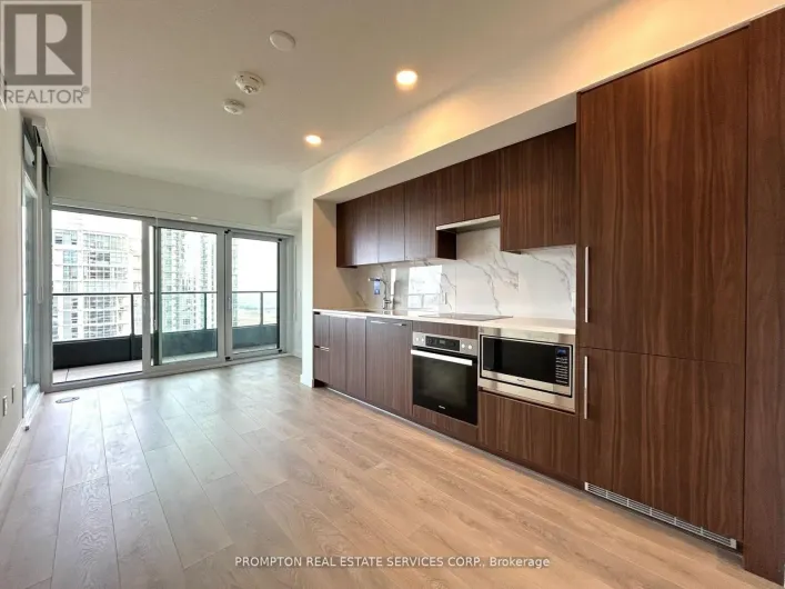 5209 - 1 CONCORD CITYPLACE WAY, Toronto