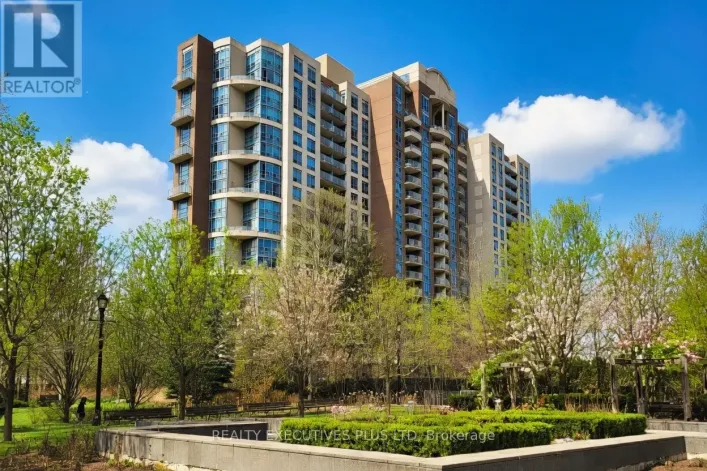 521 - 233 BEECROFT ROAD, Toronto