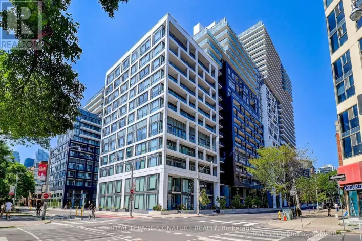 521 - 60 PRINCESS STREET, Toronto