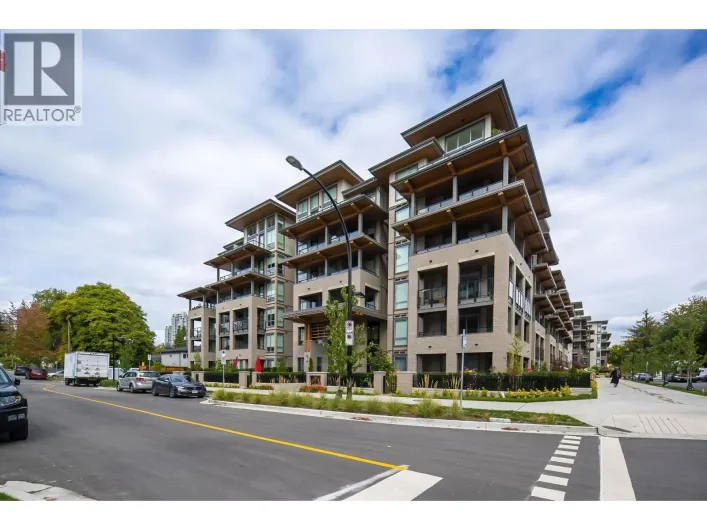 521 7588 16TH STREET, Burnaby