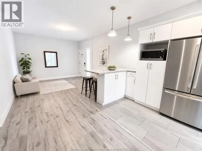 521 CAMPBELL AVENUE, Windsor