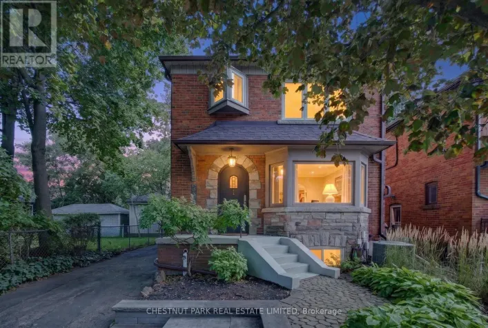 521 SUTHERLAND DRIVE, Toronto