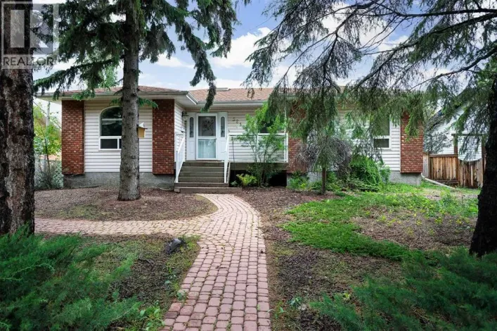 5212 43 Avenue, Camrose