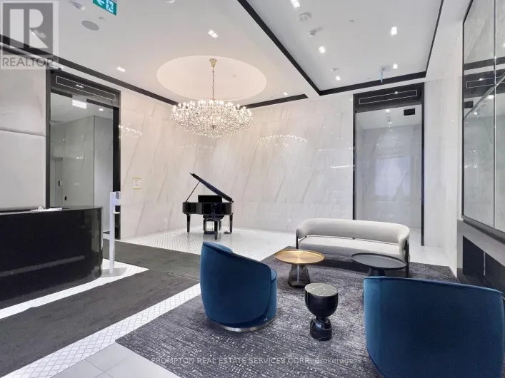 5215 - 8 WELLESLEY STREET W, Toronto