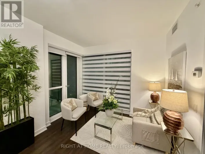 522 - 10 PARK LAWN ROAD, Toronto