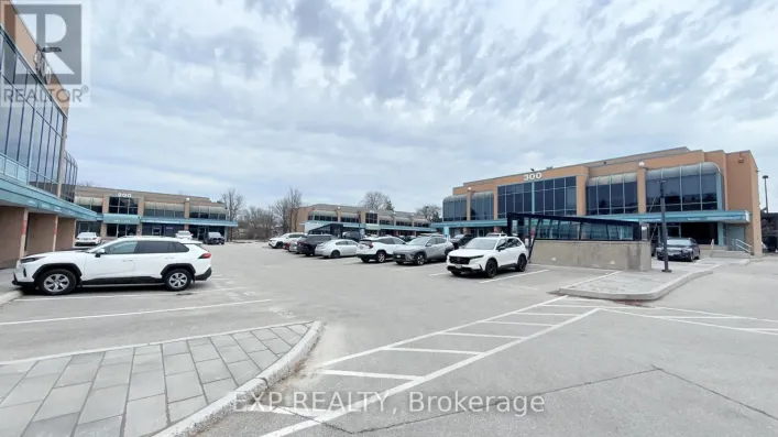 522 - 1315 LAWRENCE AVENUE E, Toronto