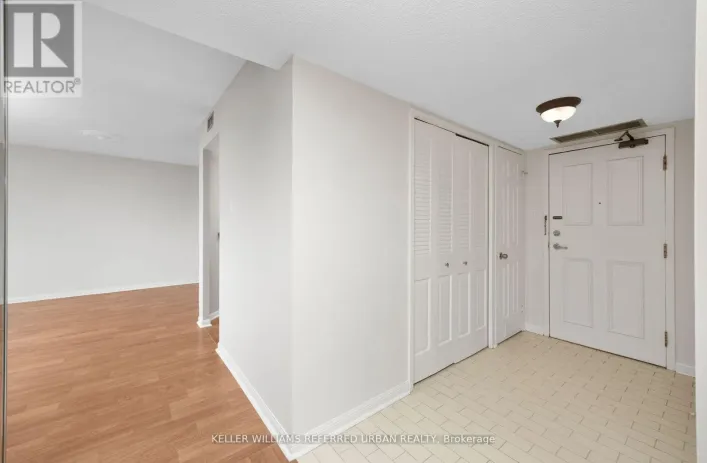 522 - 255 THE DONWAY W, Toronto