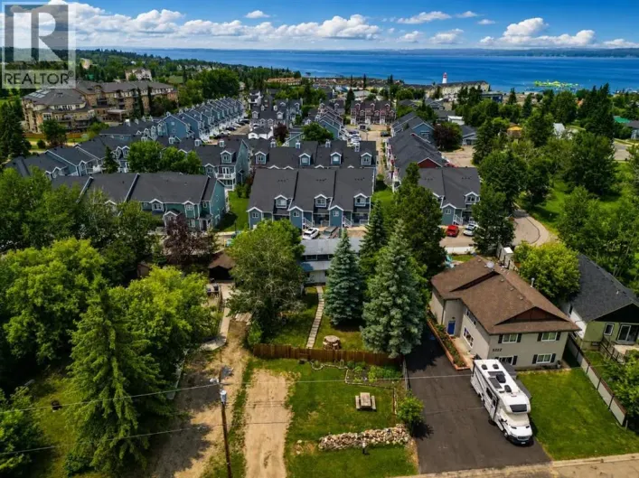 5224 50 Avenue, Sylvan Lake