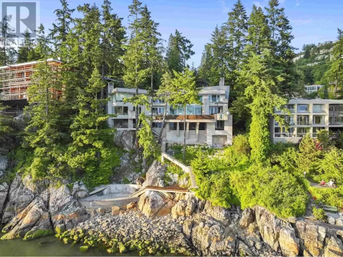 5225 GULF PLACE, West Vancouver