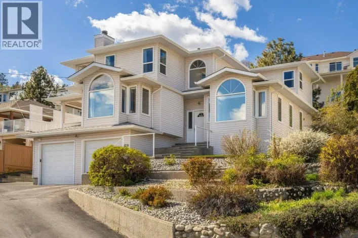 5226 Clarence Road, Peachland