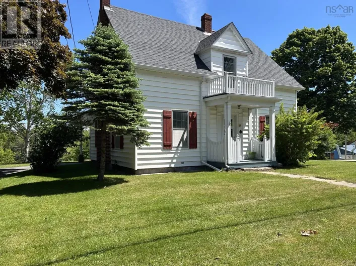 5226 Highway 3, Chester Basin