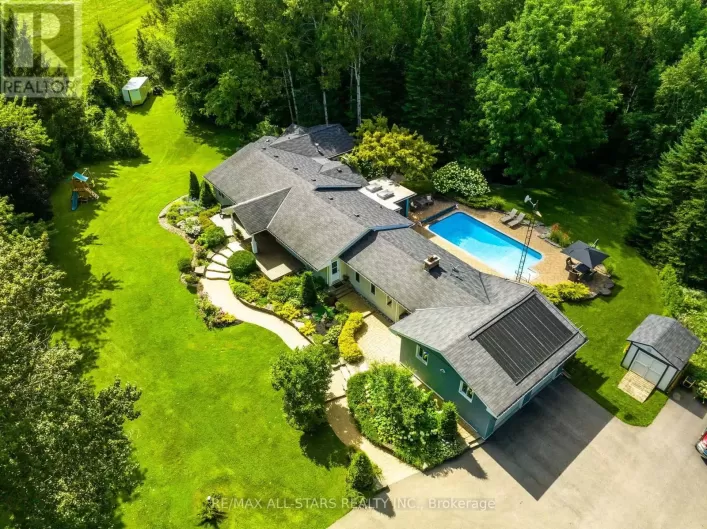 523 DAVIS DRIVE, Uxbridge