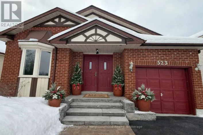 523 LAURIE AVENUE E, Peterborough
