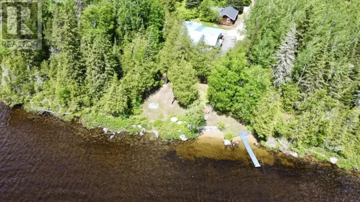 523 Lyndale RD, White River
