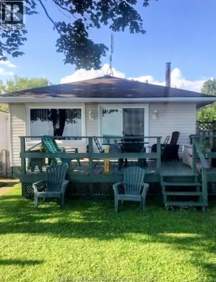 523 LYPPS BEACH, Colchester
