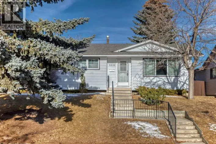 5232 44 Avenue NW, Calgary