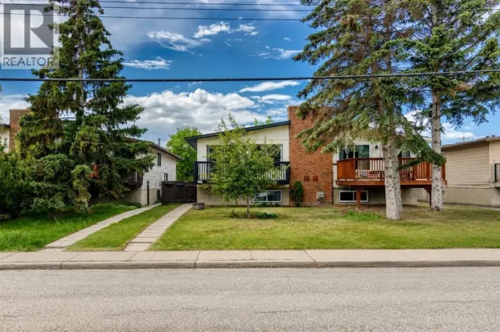 5233 17 Avenue NW, Calgary