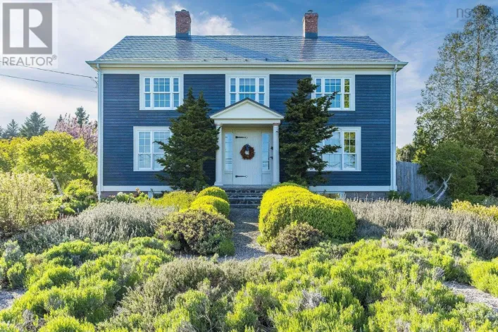 5233 Granville Road, Granville Ferry