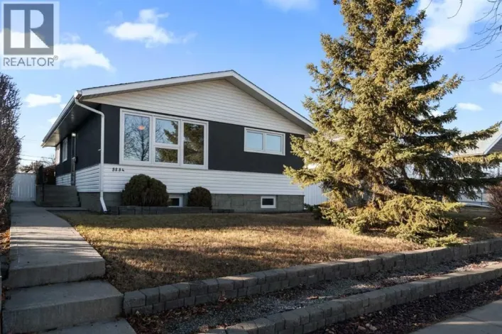 5234 47 Street, Camrose