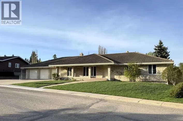 5235 38 Street Crescent, Innisfail