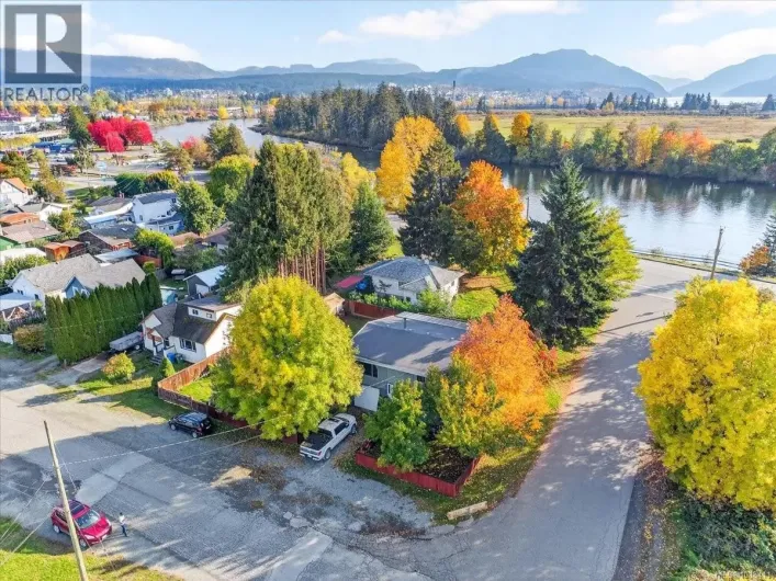 5238 Heaslip Rd, Port Alberni