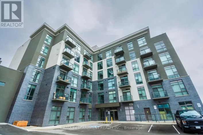 524 - 10 MALLARD TRAIL, Hamilton