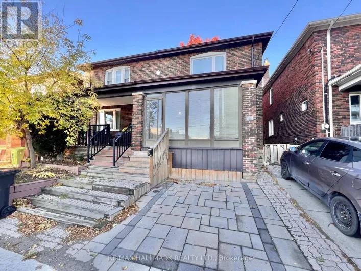 524 EGLINTON AVENUE E, Toronto