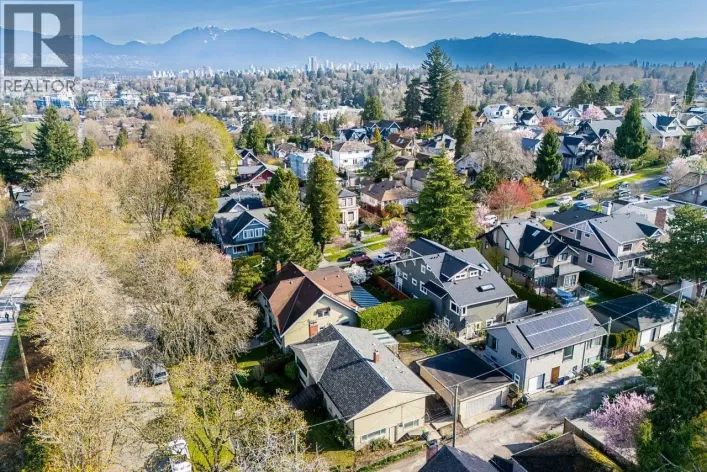 5240 EAST BOULEVARD, Vancouver